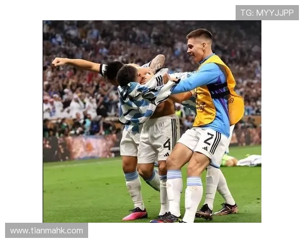 墨西哥与智利友谊赛精彩对决展现足球魅力与团队精神