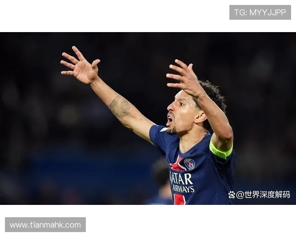 马尔基尼奥斯：从年轻天才到足坛领袖的辉煌历程与成就解析