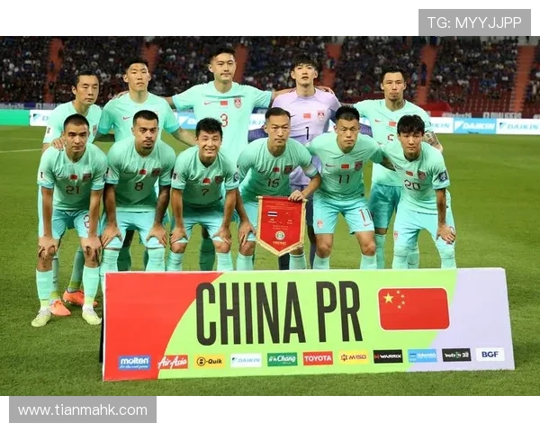 上海排球队在世界杯预选赛中以99分稳居积分榜首位